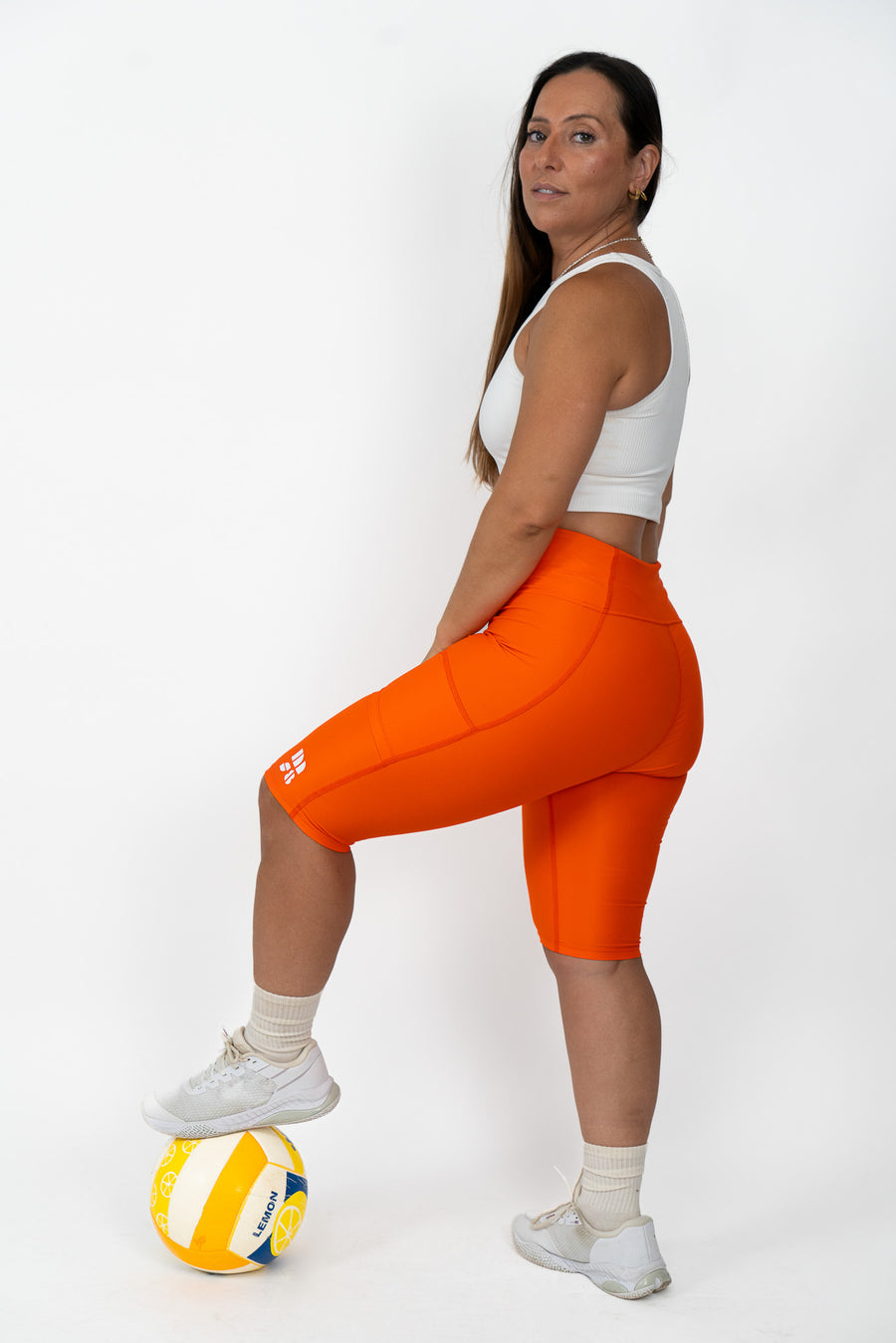 Model wearing Macau Street 8 clothing