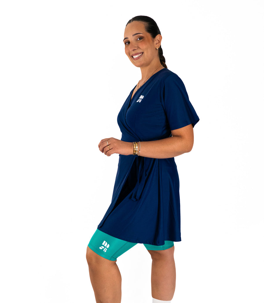 Model wearing Macau Street 8 clothing