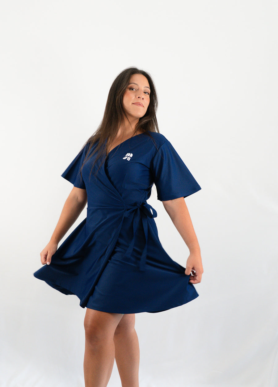 Model wearing Macau Street 8 clothing