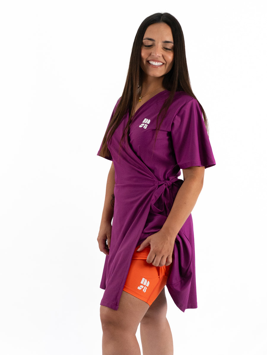Model wearing Macau Street 8 clothing